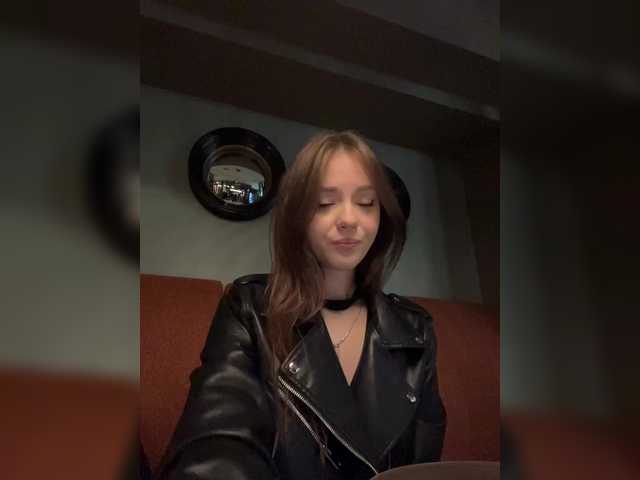 Vai a chattare su OlivkaVif OlivkaVif