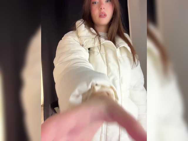 Accedi alla chat con il nickname OlivkaVif OlivkaVif