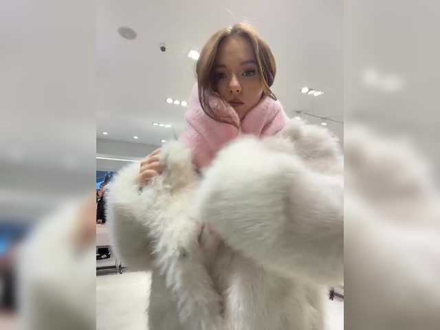 Vai a chattare su OlivkaVif OlivkaVif