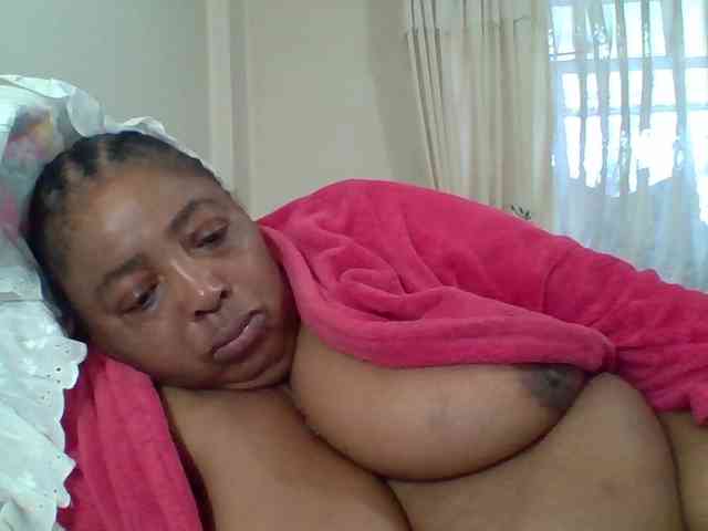 pussylips53 webcam