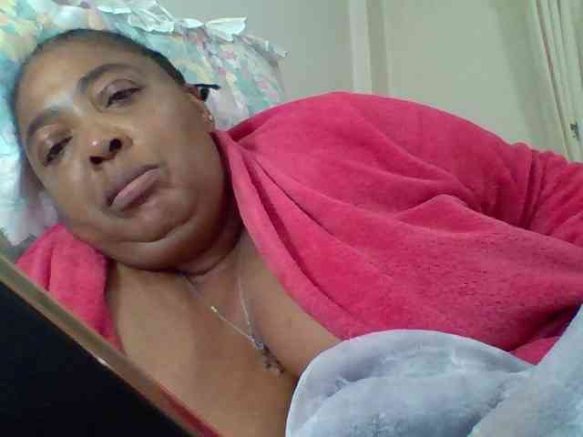 pussylips53 webcam