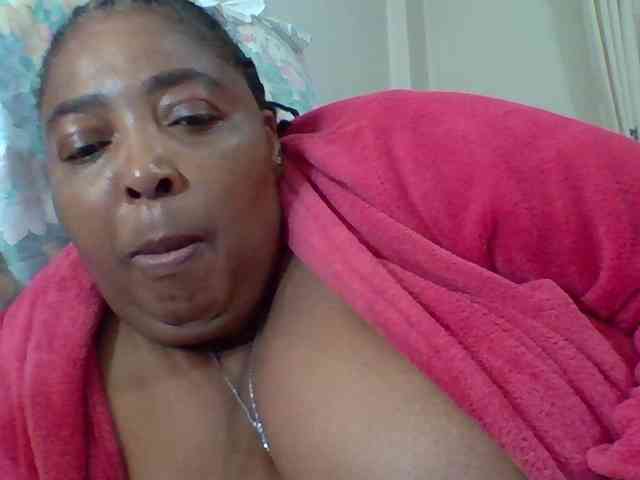pussylips53 webcam