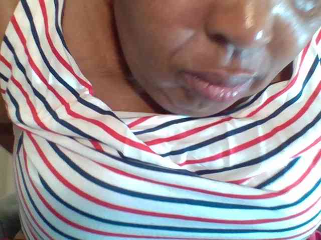 pussylips53 webcam