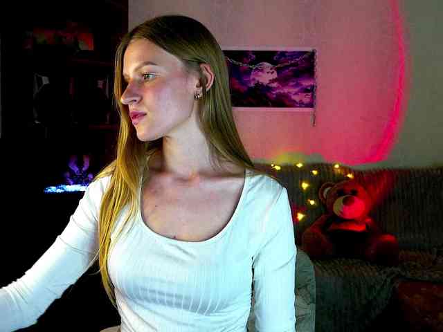 LunaEvan webcam