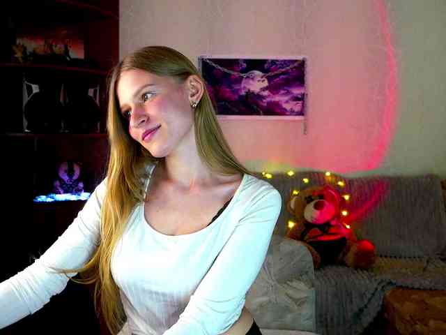 LunaEvan webcam
