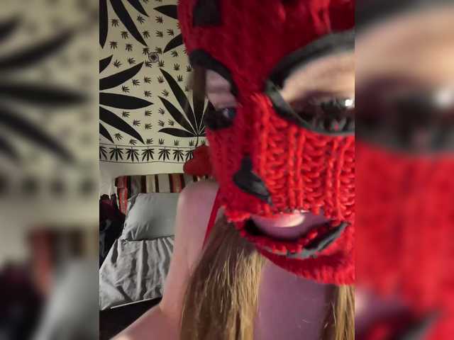 zus-pic Live Cam Chat on BongaCams