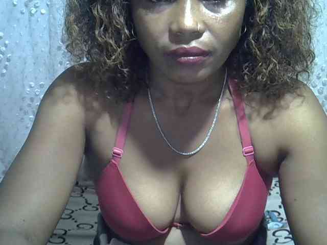 Sexywife1 webcam