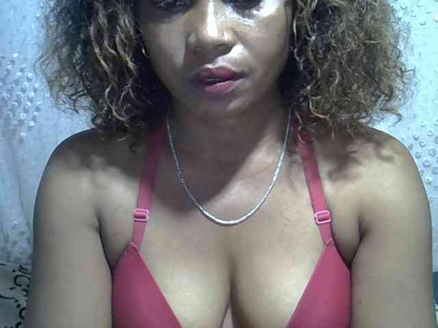 Sexywife1 webcam