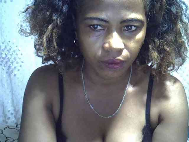 Sexywife1 webcam