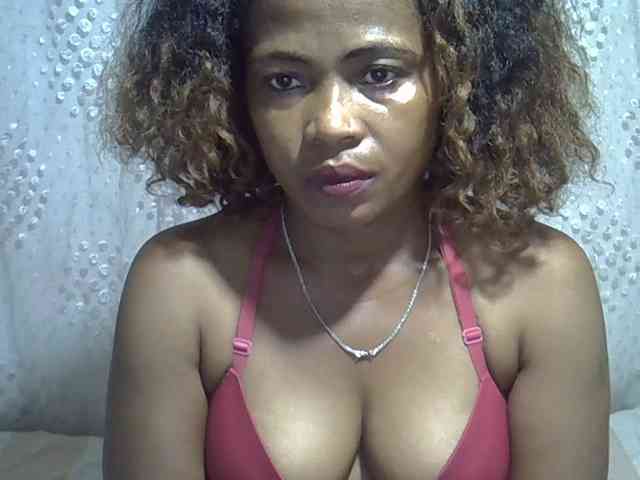 Sexywife1 webcam