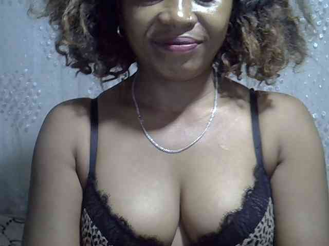 Sexywife1 webcam