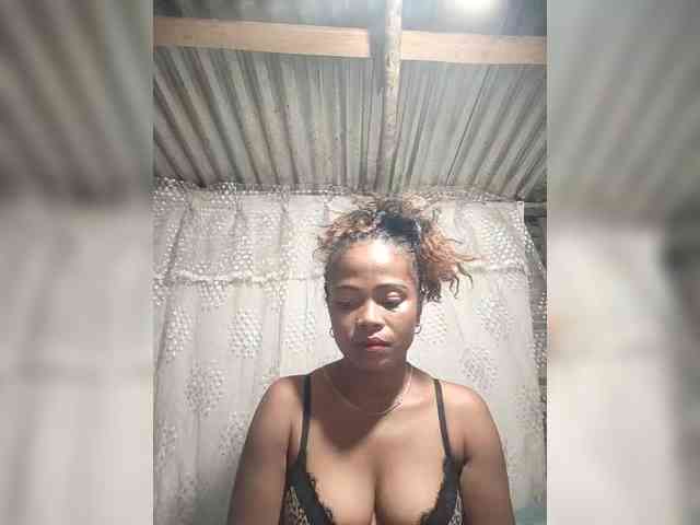 Sexywife1 webcam