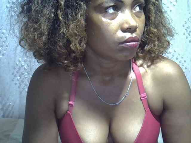 Sexywife1 webcam