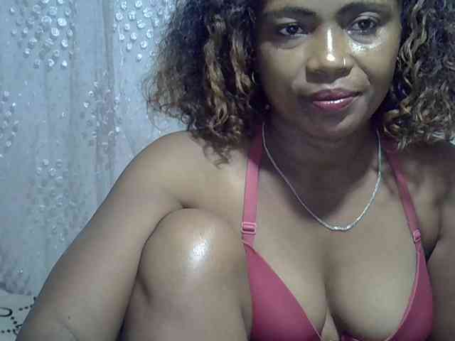 Sexywife1 webcam