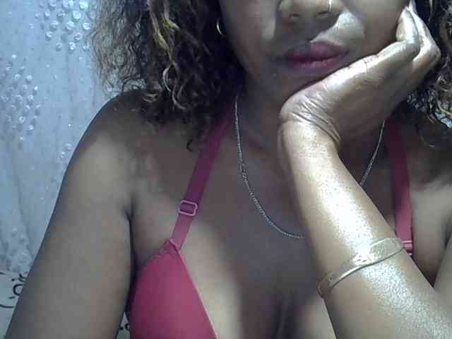 Sexywife1 webcam