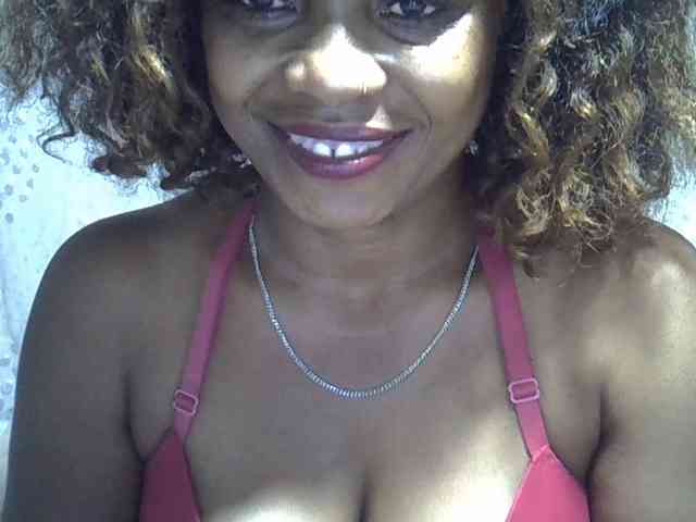 Sexywife1 webcam