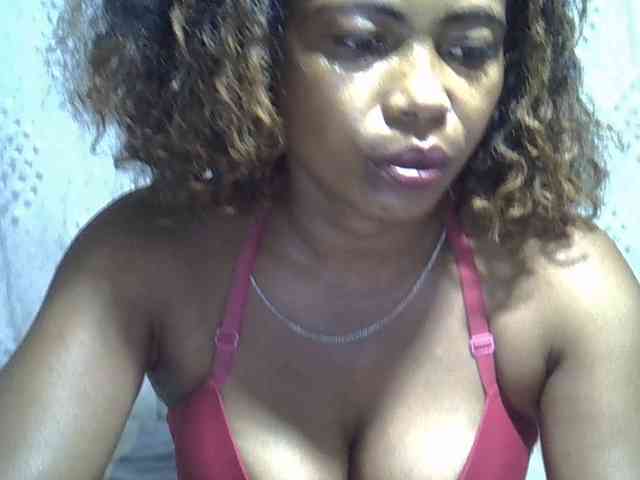 Sexywife1 webcam