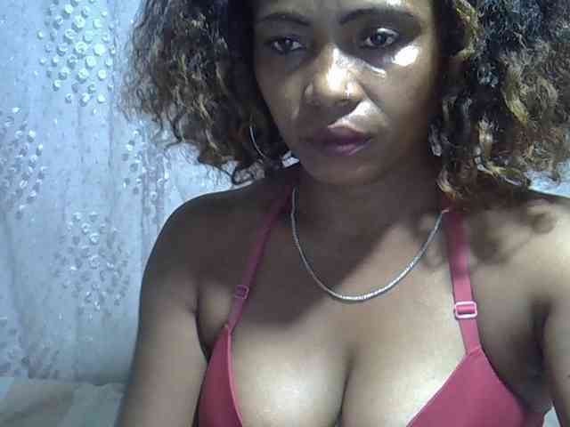 Sexywife1 webcam