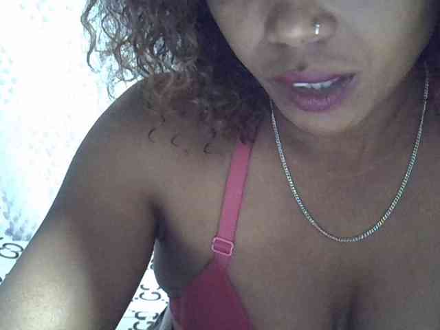 Sexywife1 webcam