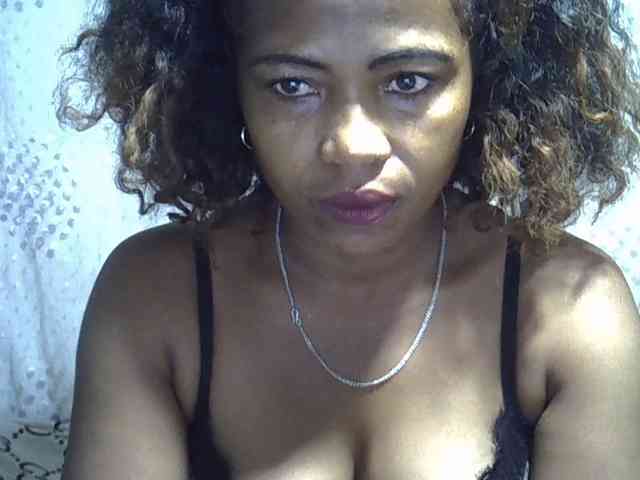 Sexywife1 webcam