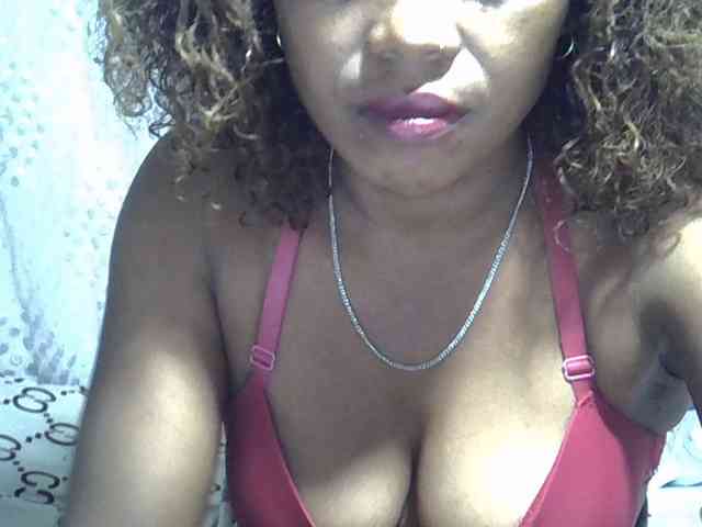Sexywife1 webcam