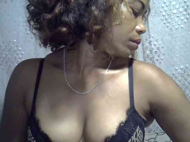 Sexywife1 webcam