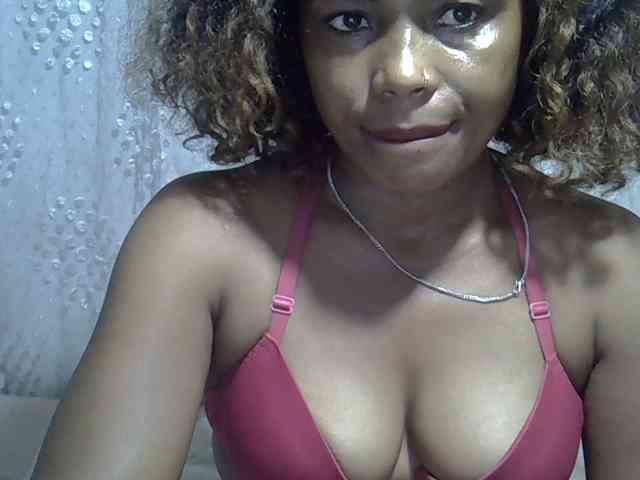 Sexywife1 webcam