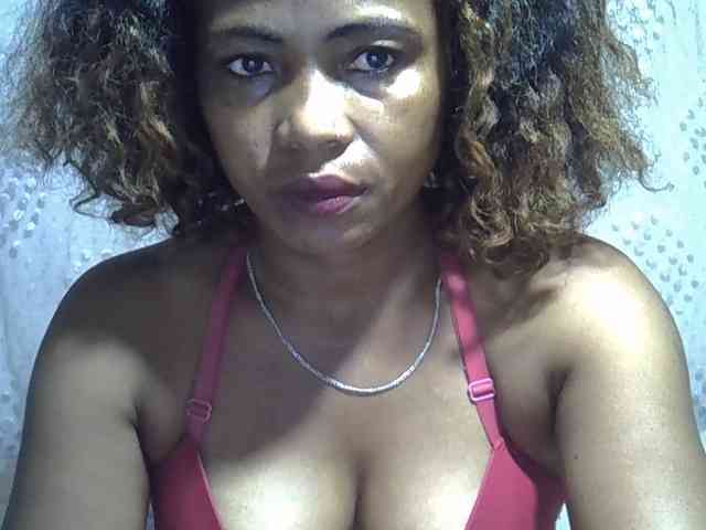 Sexywife1 webcam