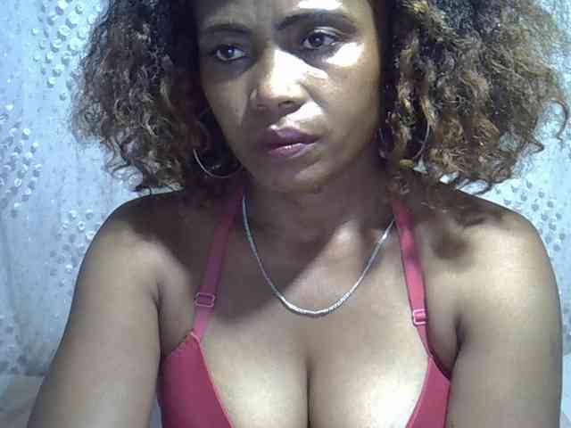 Sexywife1 webcam