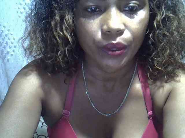 Sexywife1 webcam