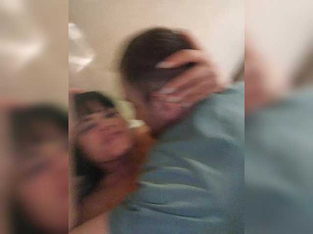 Entra en el chat con el modelo MollyDave MollyDave