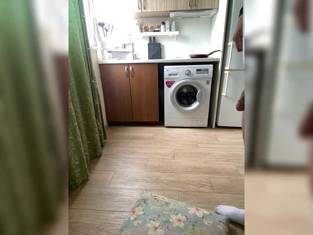 Accedi alla chat con il nickname SoSweetCouple SoSweetCouple