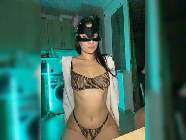 Entra en el chat con el modelo SoSweetCouple SoSweetCouple