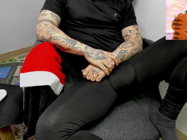 Layneinchains Layneinchains