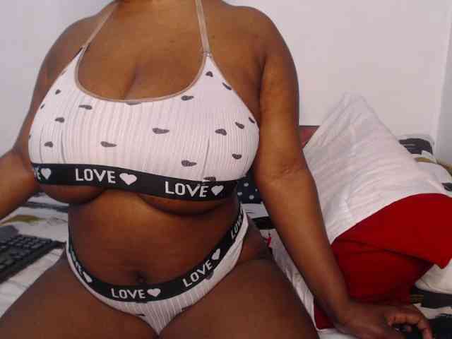 LustyAurora69 webcam