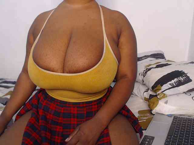 LustyAurora69 webcam