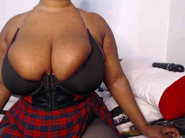 LustyAurora69 webcam