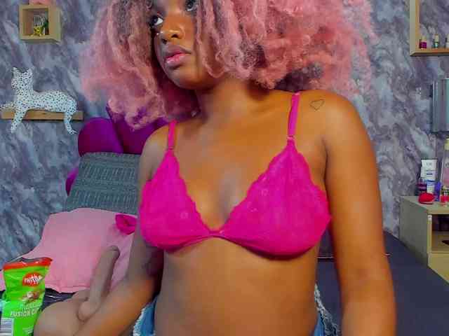 EMMA_PARIS webcam