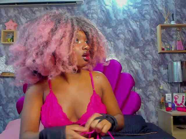 EMMA_PARIS webcam