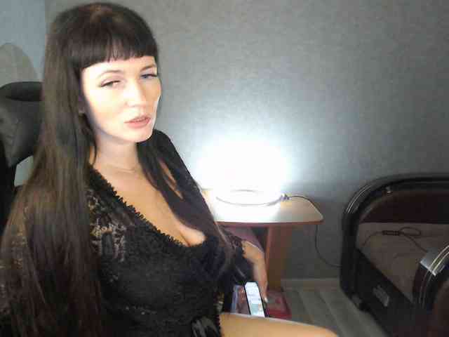 LindaElosiMilf webcam