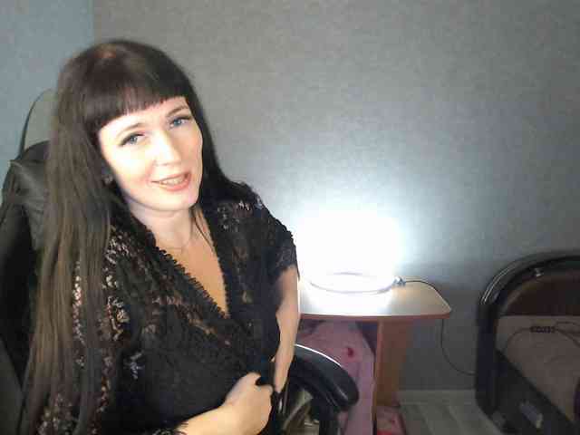 LindaElosiMilf webcam