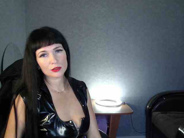 LindaElosiMilf webcam