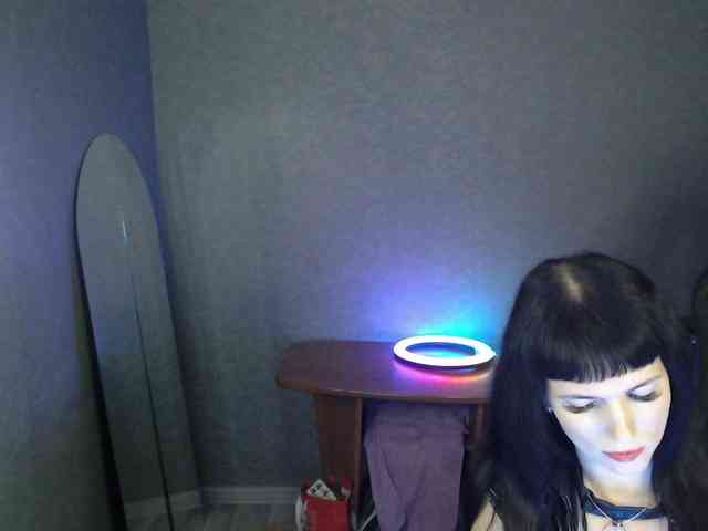 LindaElosiMilf webcam