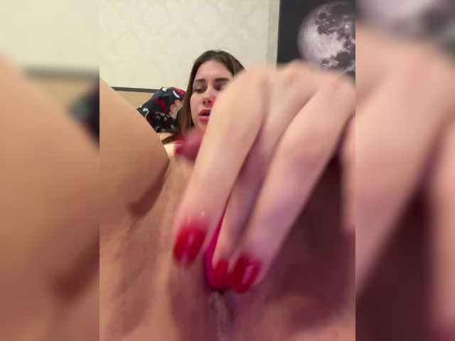 Gratis Live Sexcam mit LeiaProseccina LeiaProseccina