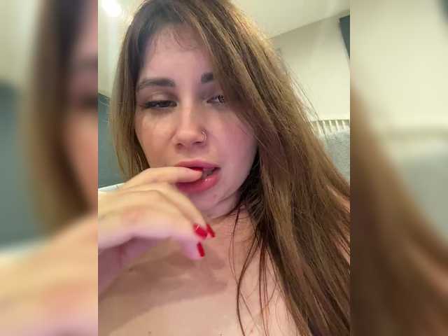 Entrez le videochat erotique avec le
modèle LeiaProseccina LeiaProseccina