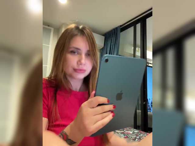 Gratis Live Sexcam mit LeiaProseccina LeiaProseccina