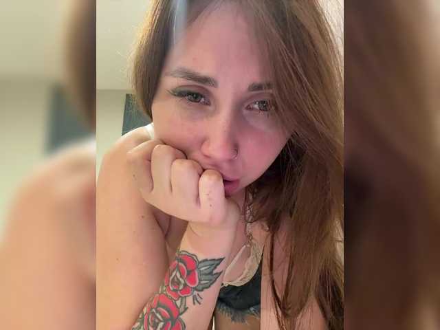 go to chat with LeiaProseccina