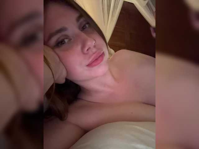 Entrez le videochat erotique avec le
modèle LeiaProseccina LeiaProseccina