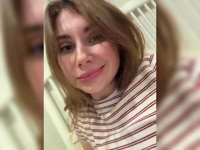 Gratis Live Sexcam mit LeiaProseccina LeiaProseccina