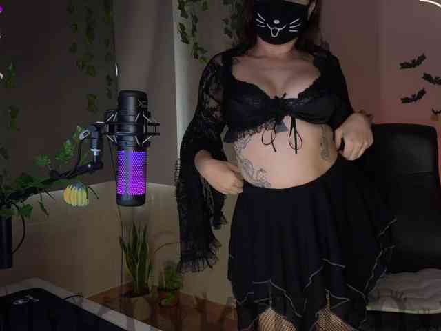 YourSweetPeach webcam